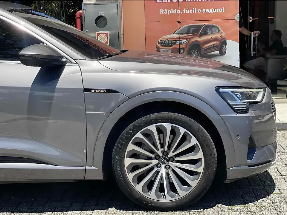Audi E-tron Sportback - Imagem 6