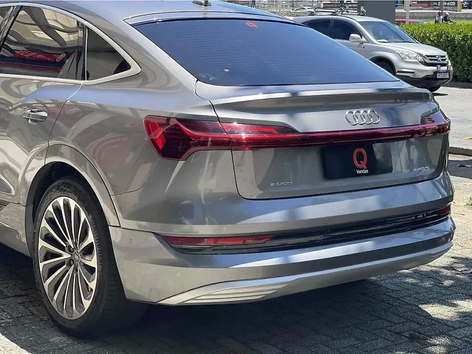 Audi E-tron Sportback - Imagem 10