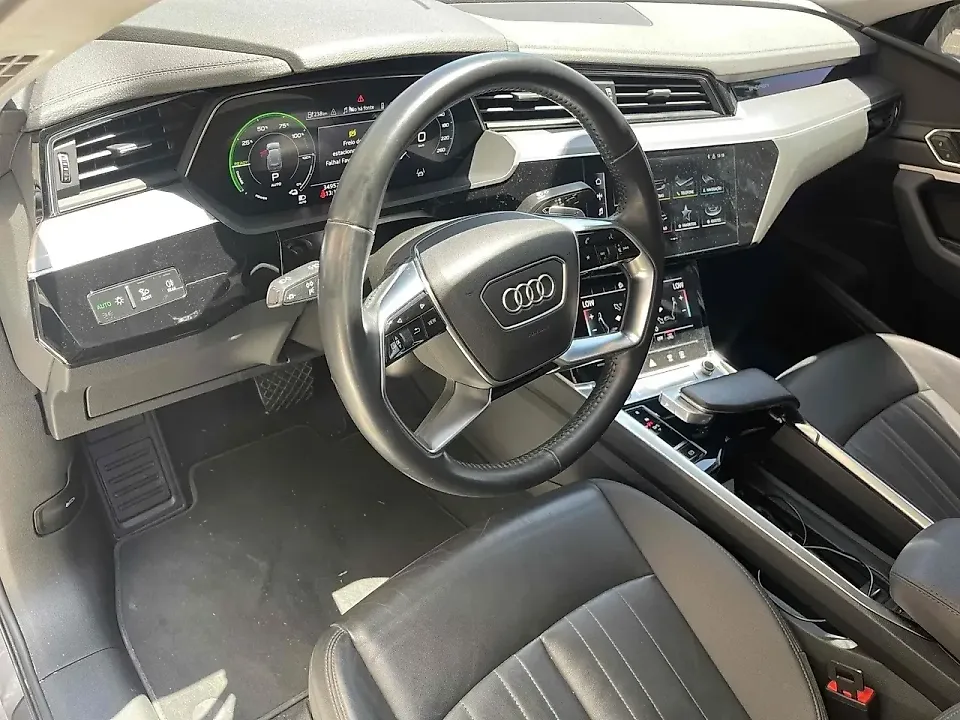 Audi E-tron Sportback - Imagem 13