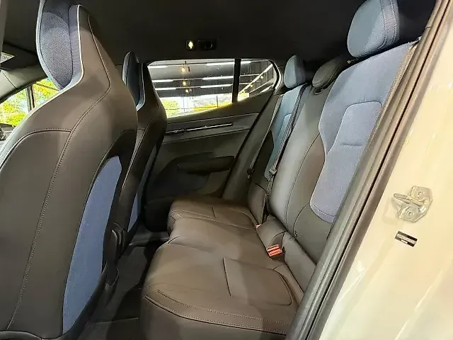 Volvo EX30 - Imagem 14