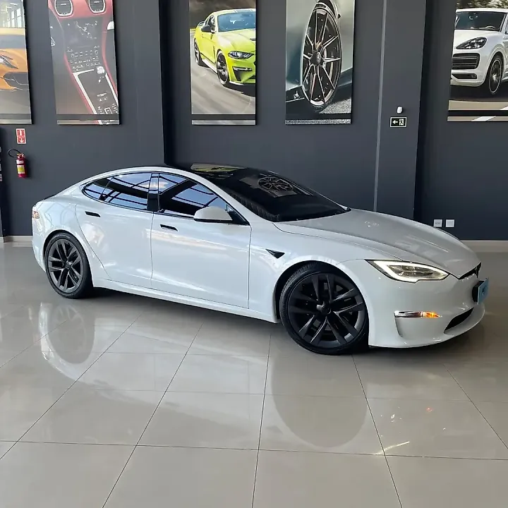 Tesla Model S - Imagem 3