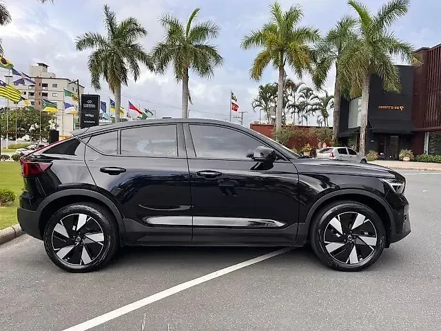 Volvo C40 Recharge - Imagem 6