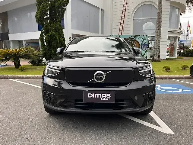 Volvo C40 Recharge - Imagem 8