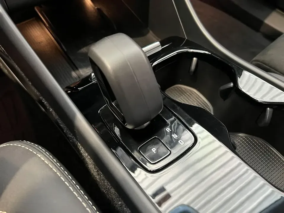 Volvo C40 Recharge - Imagem 9