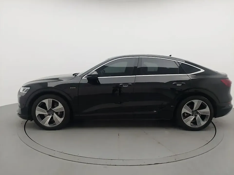 Audi E-tron Sportback - Imagem 2