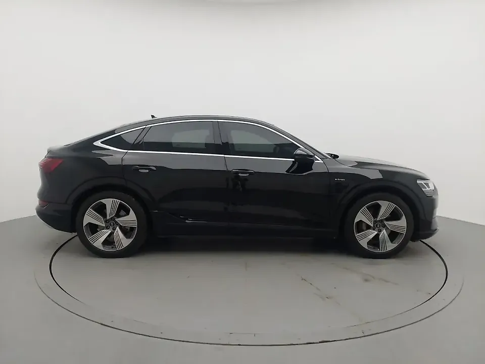 Audi E-tron Sportback - Imagem 6