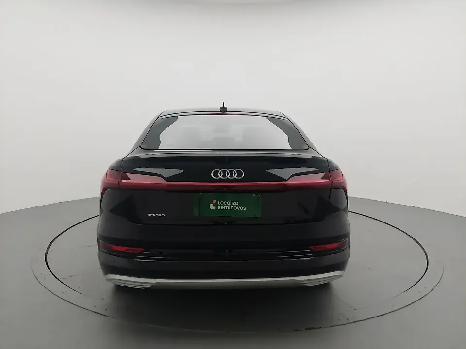Audi E-tron Sportback - Imagem 4