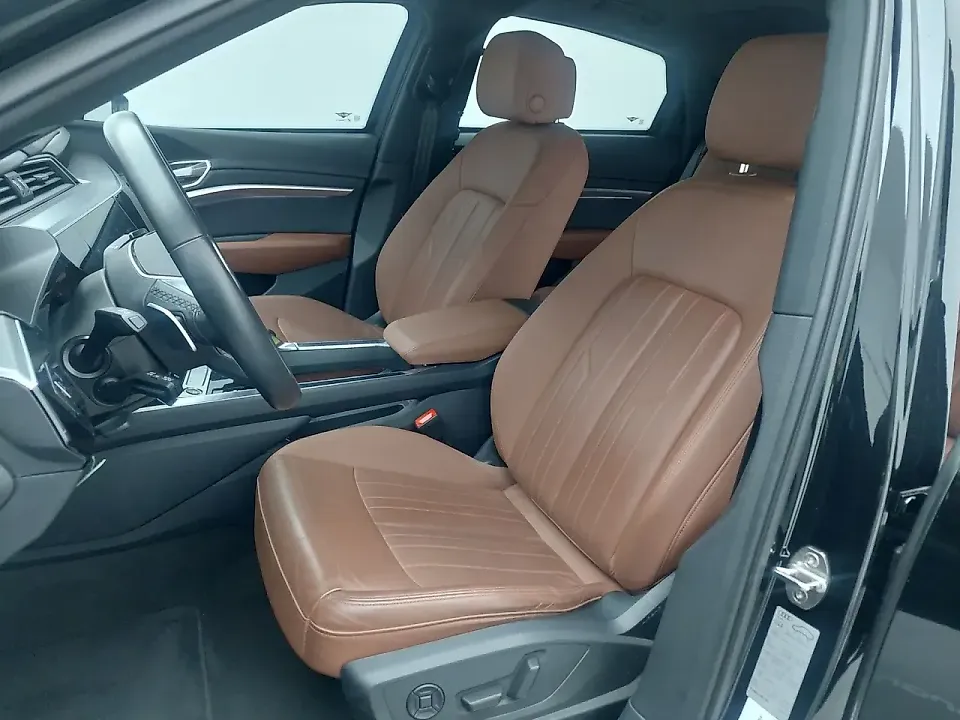 Audi E-tron Sportback - Imagem 16