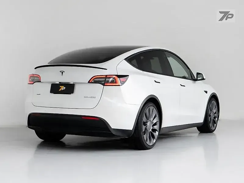 Tesla Model Y - Imagem 13