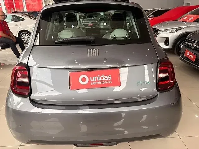 Fiat 500e - Imagem 13