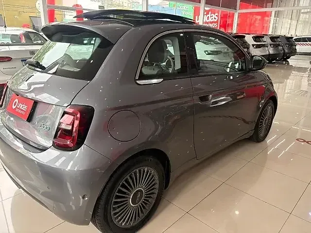 Fiat 500e - Imagem 12