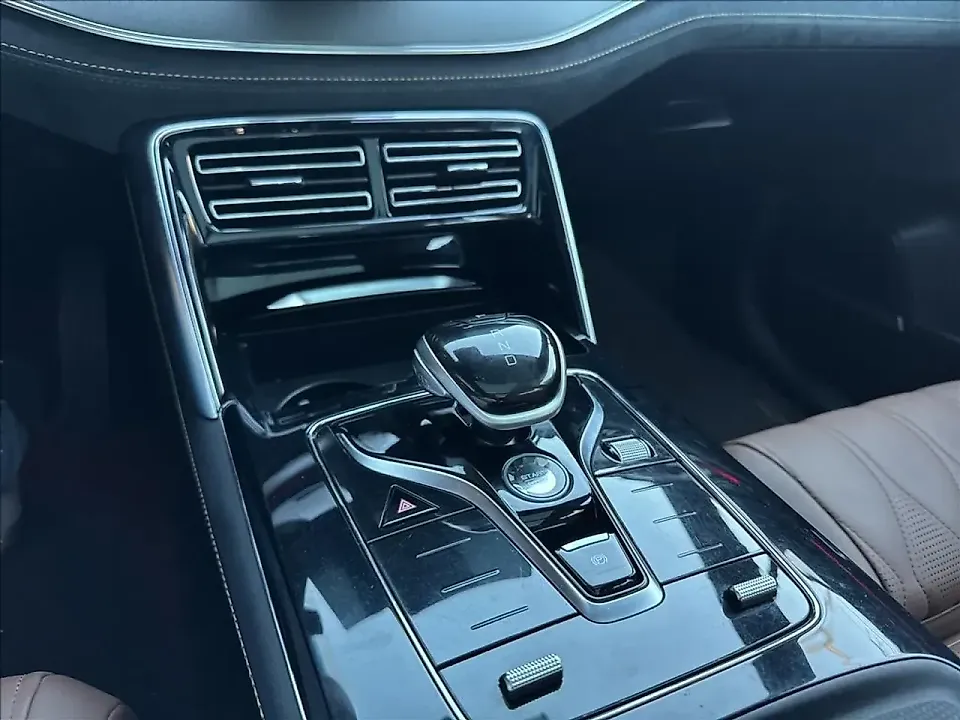 BYD Tang - Imagem 12