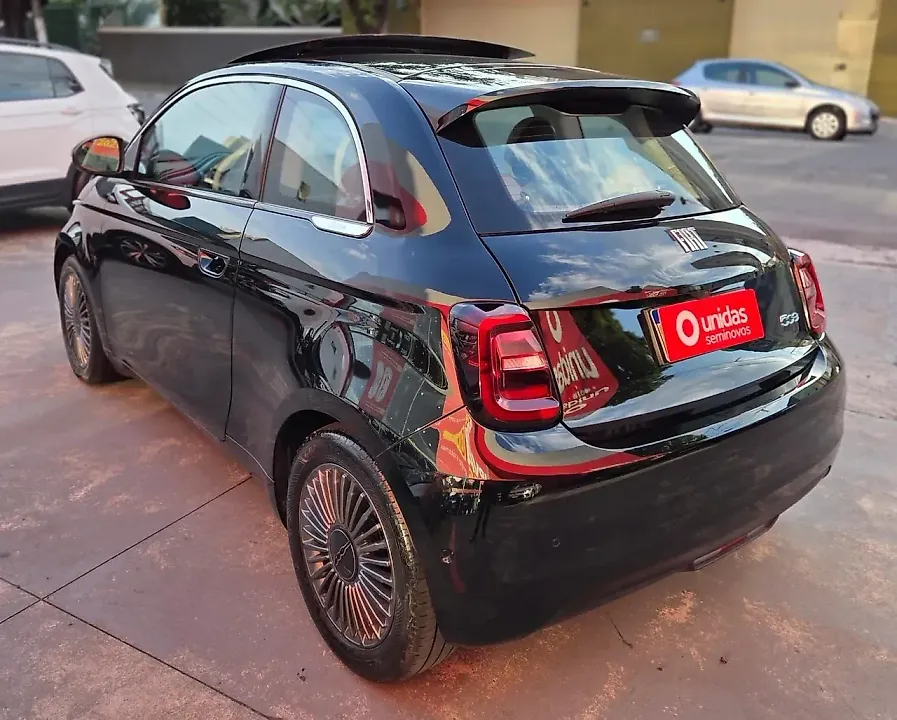Fiat 500e - Imagem 6