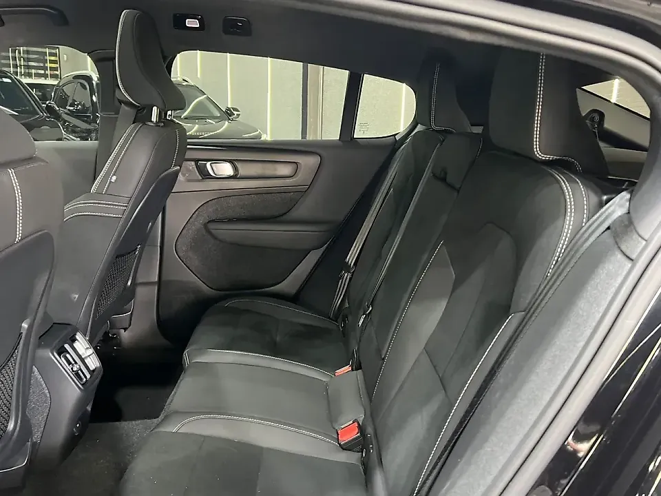 Volvo C40 Recharge - Imagem 4