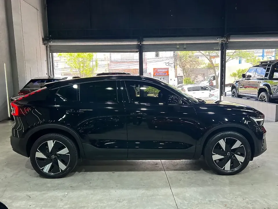 Volvo C40 Recharge - Imagem 8