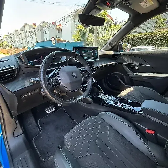 Peugeot E-2008 - Imagem 7