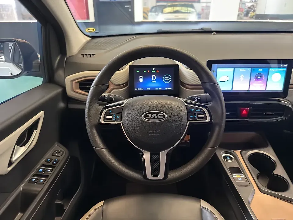 JAC E-JS1 - Imagem 18
