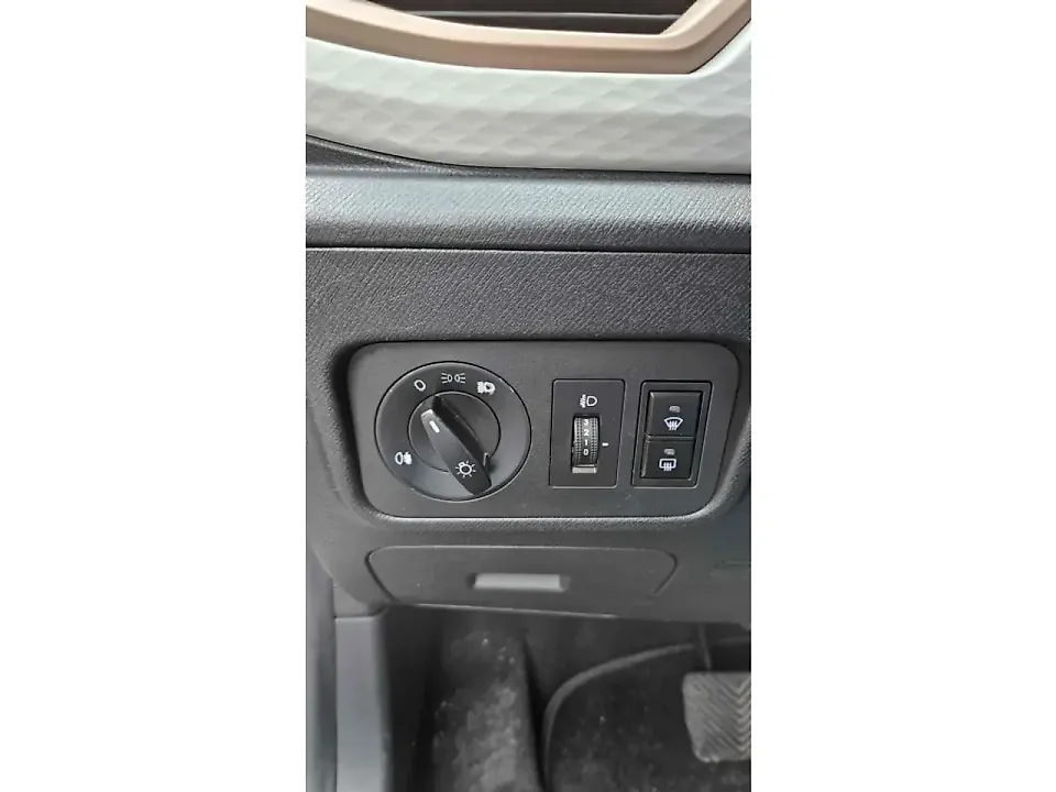 JAC E-JS1 - Imagem 13