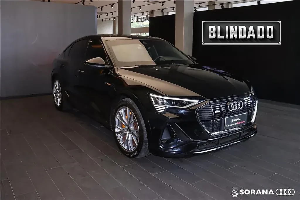 Audi E-tron - Imagem 1