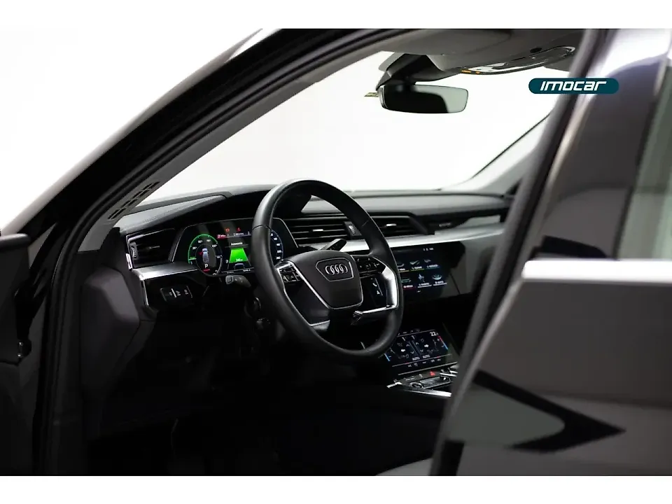 Audi E-tron Sportback - Imagem 13