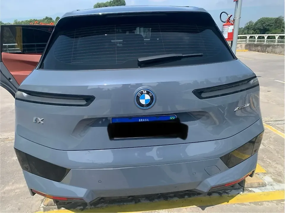 BMW Ix - Imagem 20