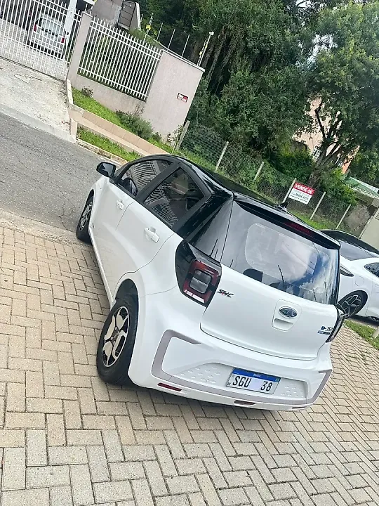 JAC E-JS1 - Imagem 4