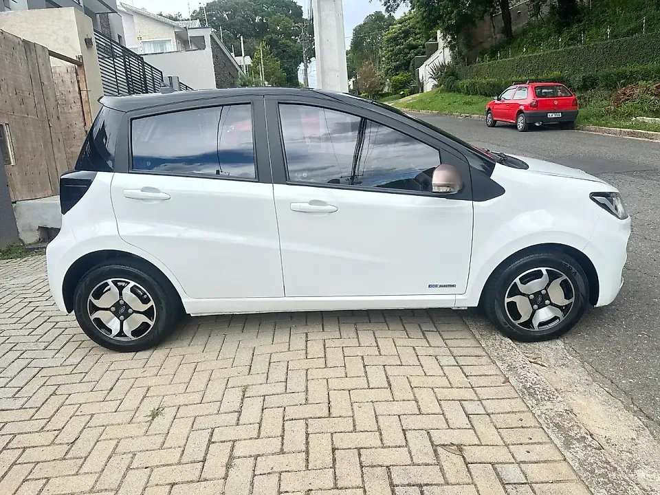 JAC E-JS1 - Imagem 8