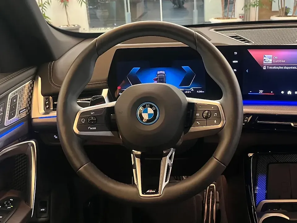 BMW IX1 - Imagem 5