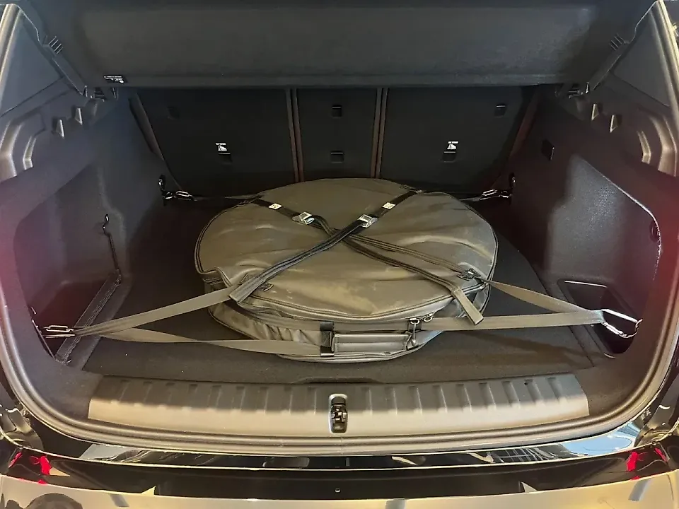 BMW IX1 - Imagem 10