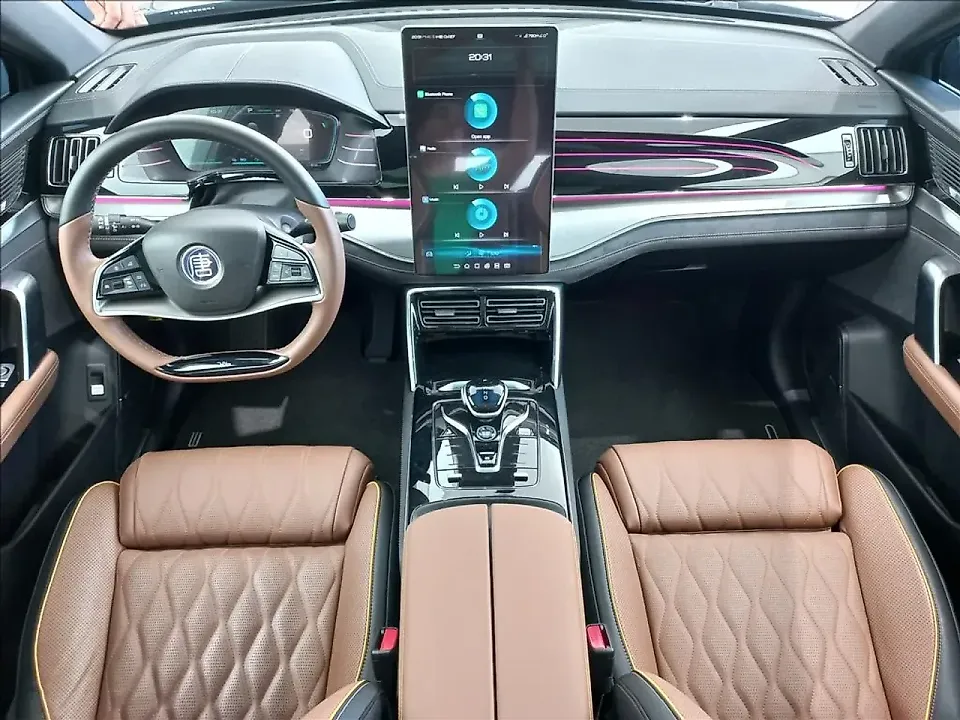BYD Tang - Imagem 7