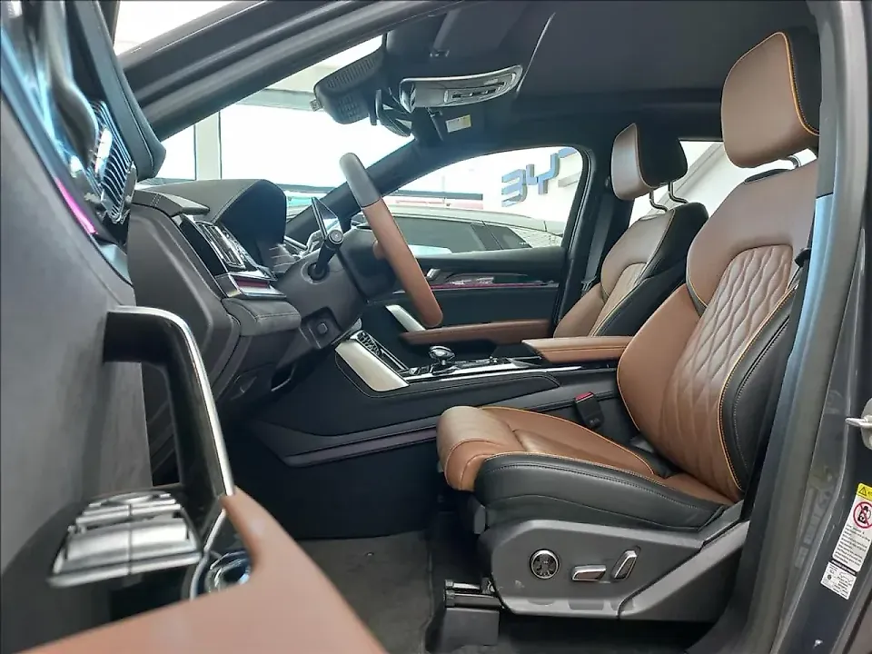 BYD Tang - Imagem 17