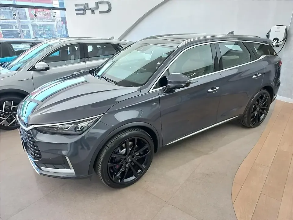 BYD Tang - Imagem 19