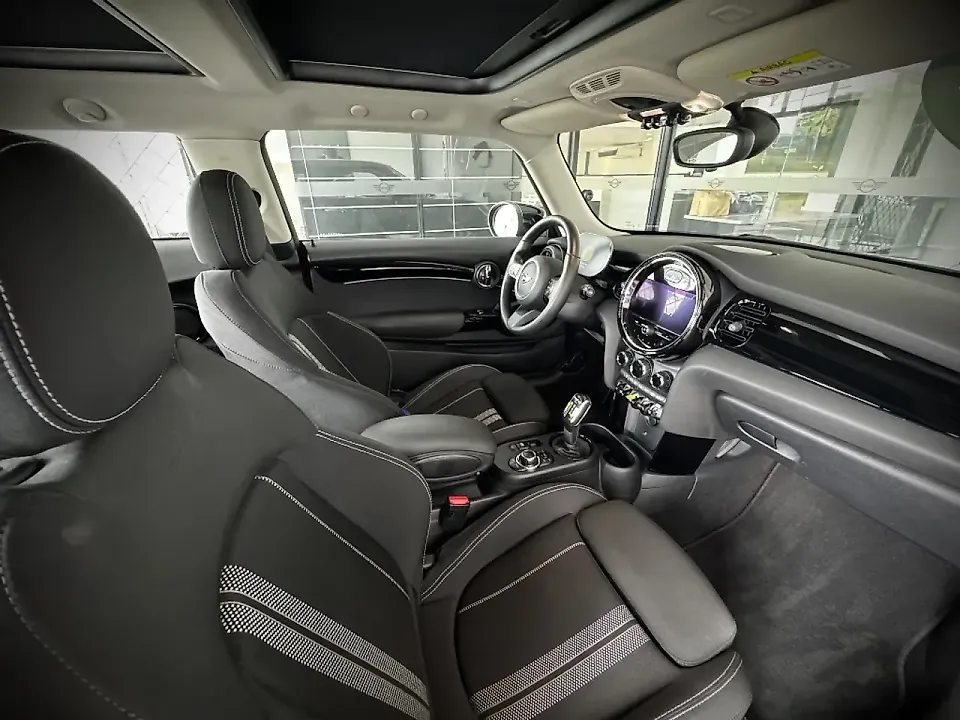 Mini Cooper SE - Imagem 9