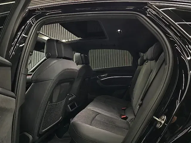 Audi Q8 E-tron - Imagem 20