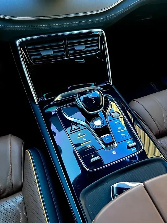 BYD Tang - Imagem 13