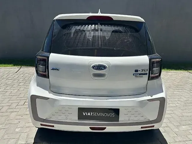 JAC E-JS1 - Imagem 8