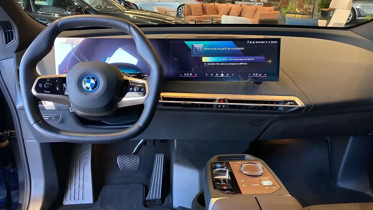 BMW Ix - Imagem 3