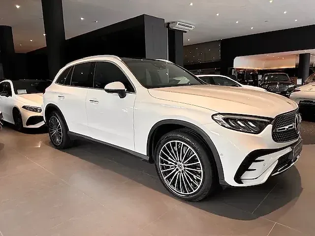 Mercedes Glc 300e - Imagem 1