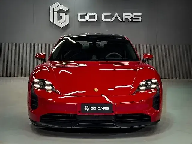 Porsche Taycan - Imagem 2