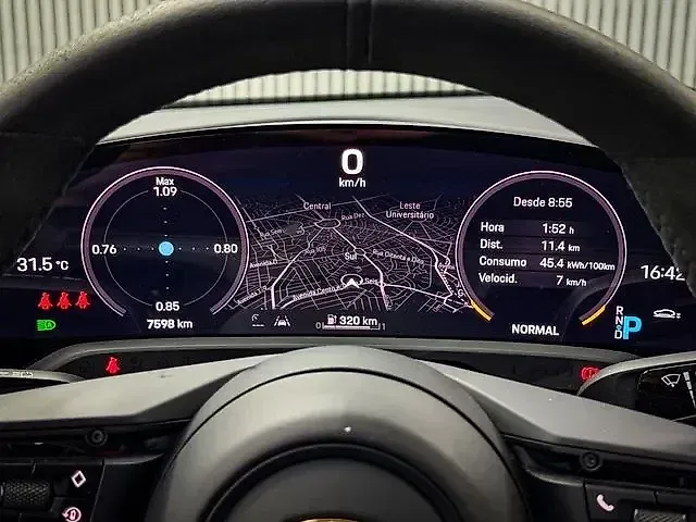 Porsche Taycan - Imagem 8