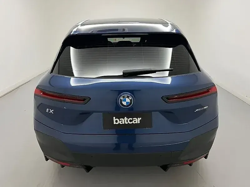 BMW Ix - Imagem 5