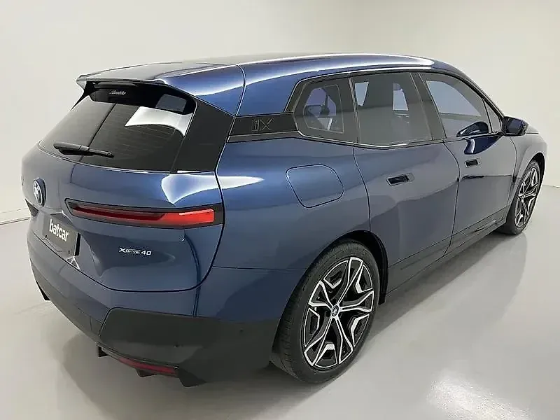 BMW Ix - Imagem 6