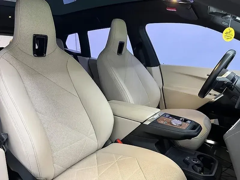 BMW Ix - Imagem 16