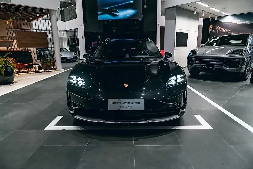 Porsche Taycan - Imagem 1