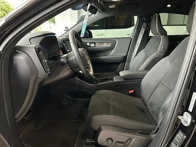 Volvo C40 Recharge - Imagem 15
