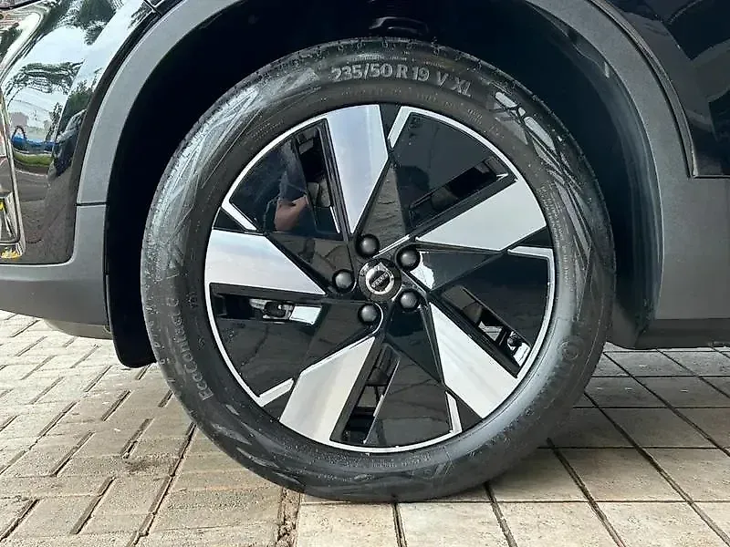 Volvo C40 Recharge - Imagem 19