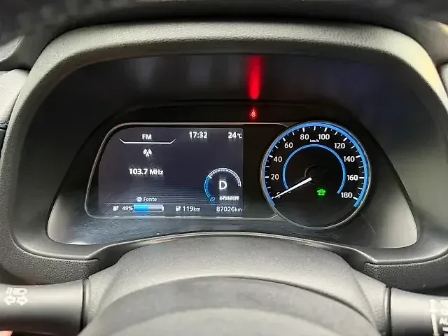 Nissan Leaf - Imagem 8