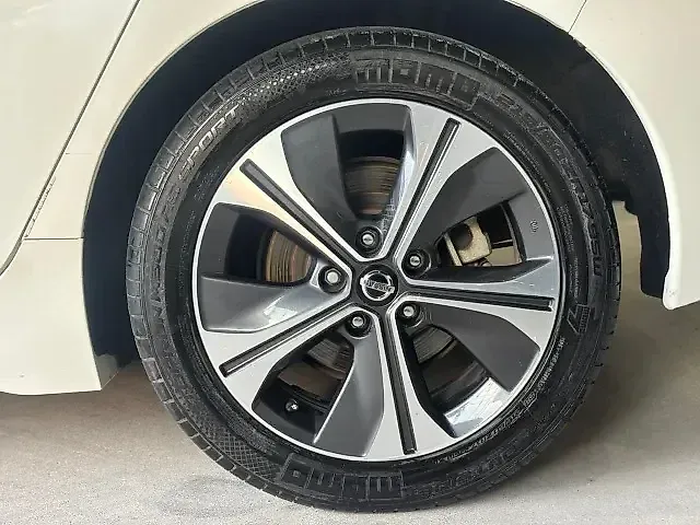 Nissan Leaf - Imagem 6