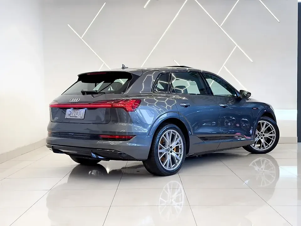 Audi E-tron - Imagem 3