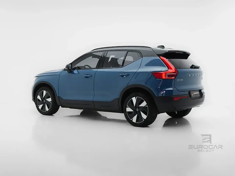 Volvo XC40 Recharge - Imagem 4
